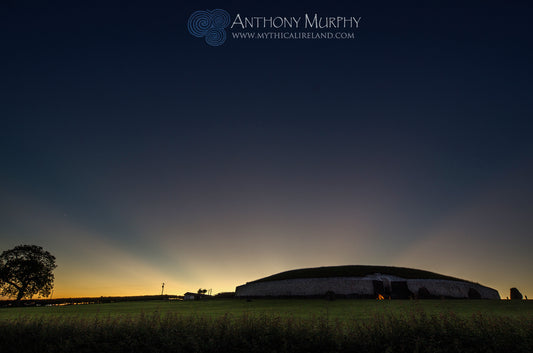 Interesting solstice atmospherics at Newgrange