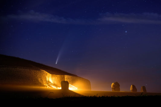 The beautiful comet C/2020 F3 NEOWISE over Síd in Broga (Newgrange) with a bit of mist making the scene otherwordly.