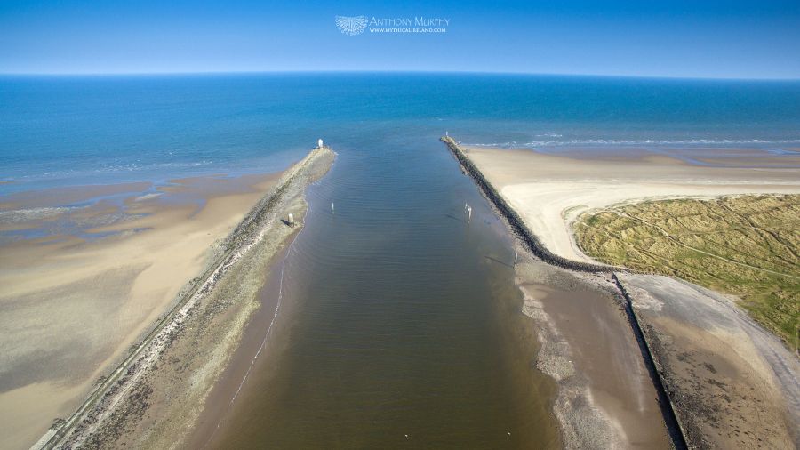 The River Boyne meets the sea