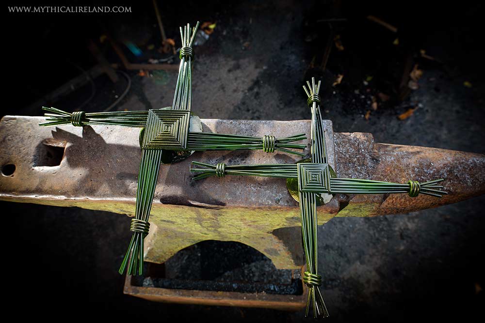 This magnificent hand-forged steel Brigid's Cross is made by traditional blacksmith Tom King 'An Gobha' at his forge in Bohermeen, in the heart of the Boyne Valley, Co. Meath. Size: 420mm x 420mm. Weight: 2kg. PRIZE WINNER: Tom's Brigid's Cross was awarded Best Overall Product Winner at the Showcase Ireland 2023 event at Dublin's RDS. Please allow a couple of weeks for delivery as each item is hand-made to order.