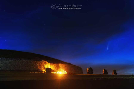 The beautiful and bright comet C/2020 F3 NEOWISE over Síd in Broga (Newgrange) in July 2020.