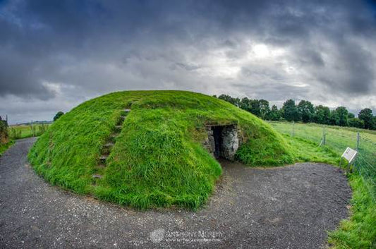 Welcome to Fourknocks! - a quick tour of ancient megalithic monument in photographs and video