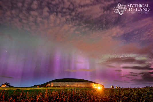 Incredible aurora borealis over Síd in Broga