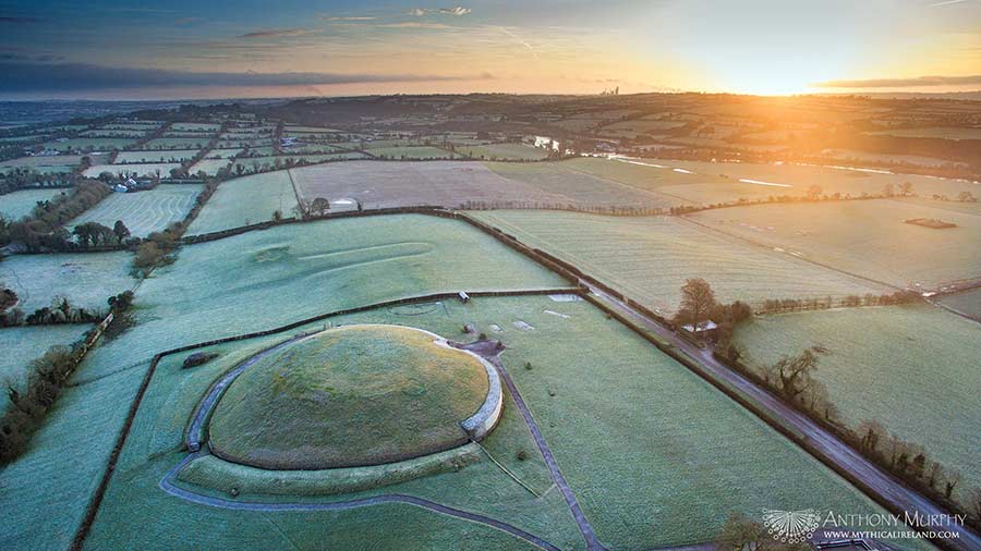 Newgrange frosty sunrise