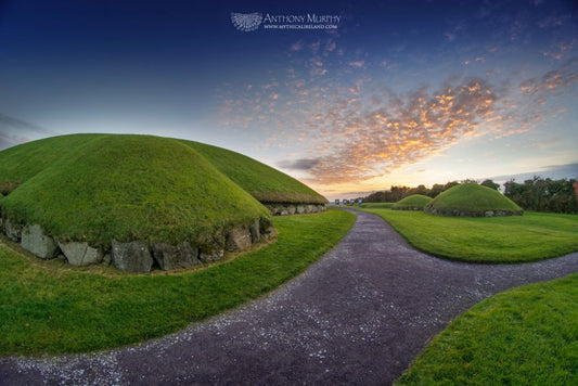 Red sky at Knowth