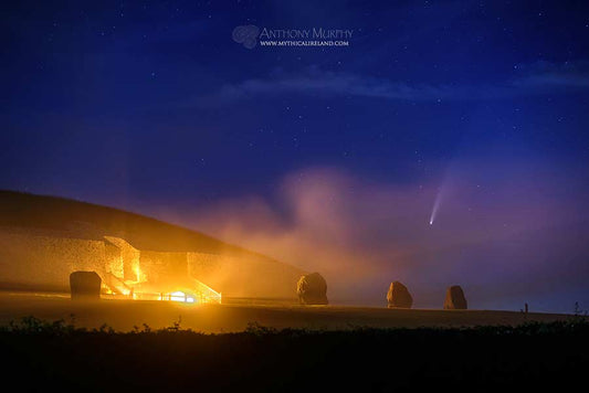 Comet NEOWISE at Newgrange with fog